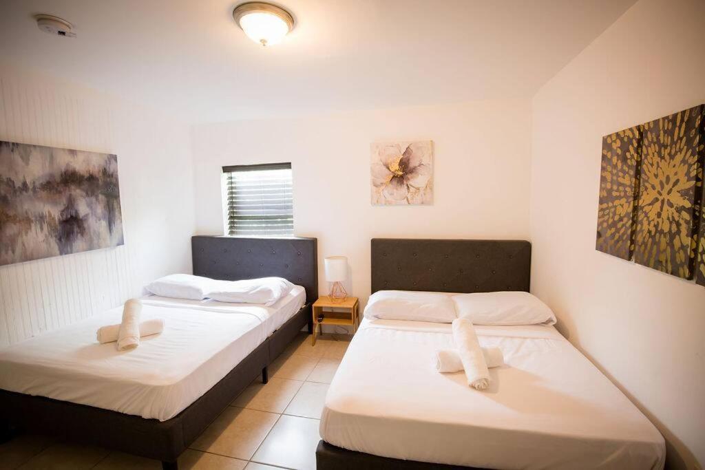 3 Bedroom Miami Home 15 Minutes To The Beach Bagian luar foto